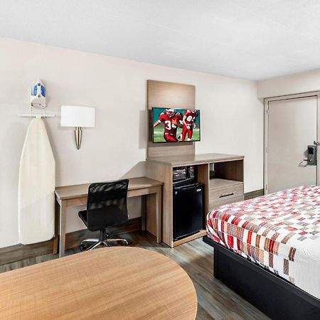 Red Roof Inn Indianapolis North - College Park Extérieur photo