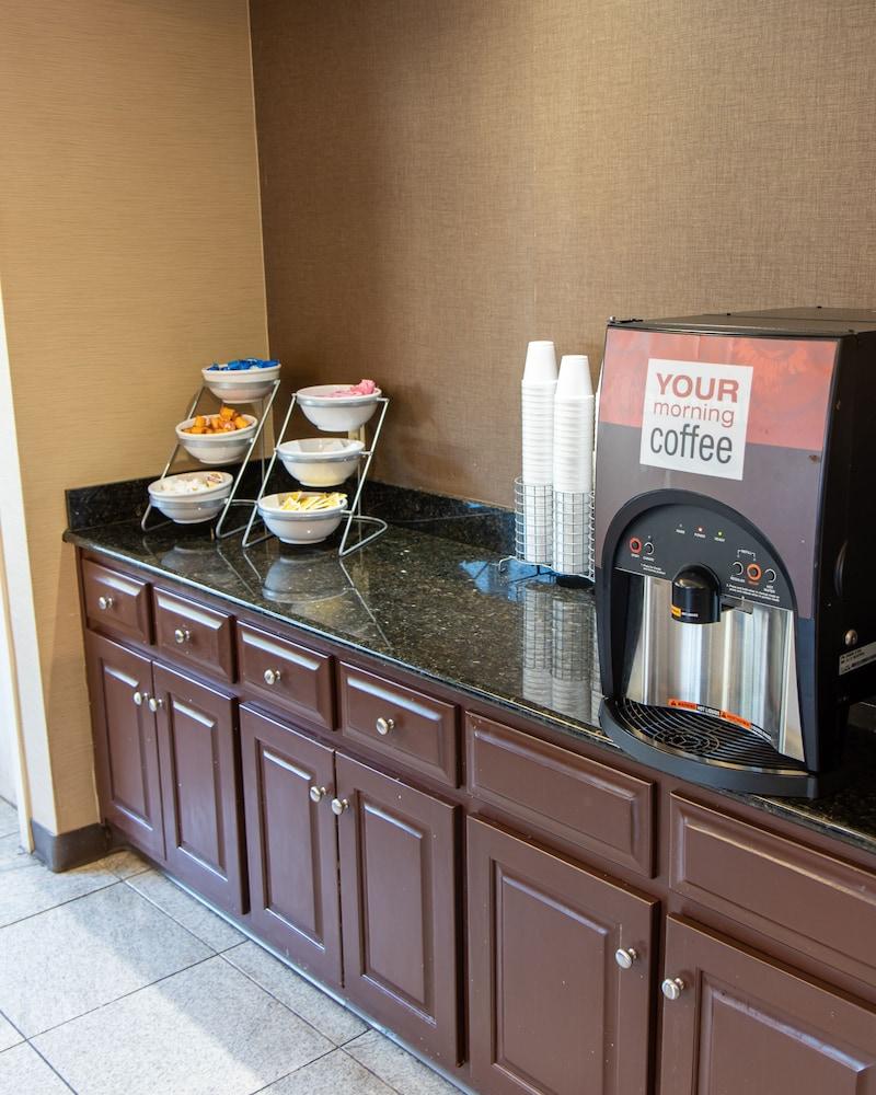 Red Roof Inn Indianapolis North - College Park Extérieur photo