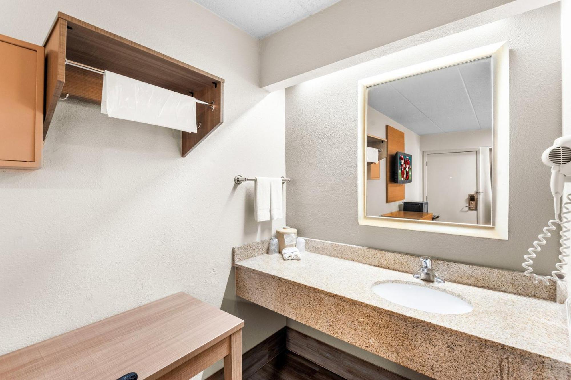 Red Roof Inn Indianapolis North - College Park Extérieur photo