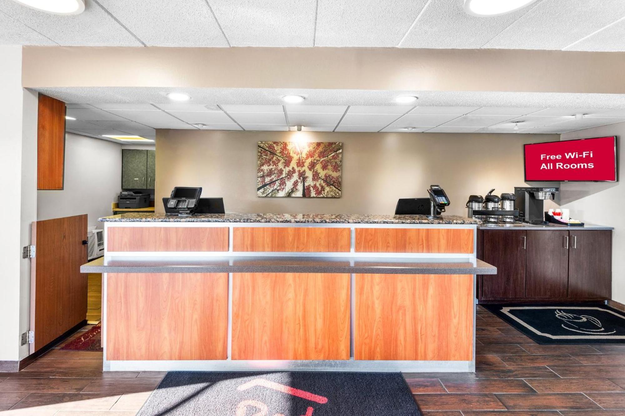 Red Roof Inn Indianapolis North - College Park Extérieur photo