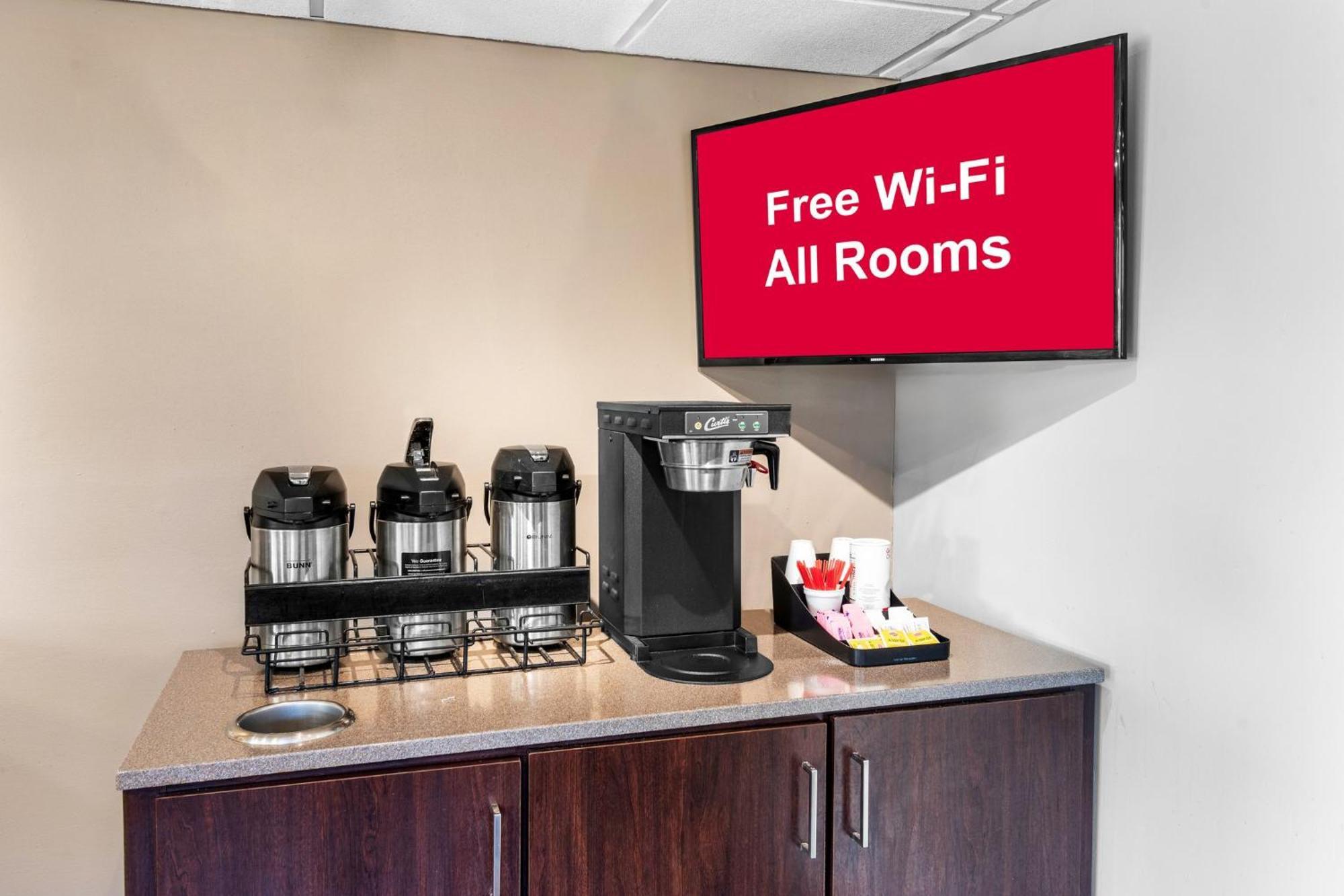 Red Roof Inn Indianapolis North - College Park Extérieur photo