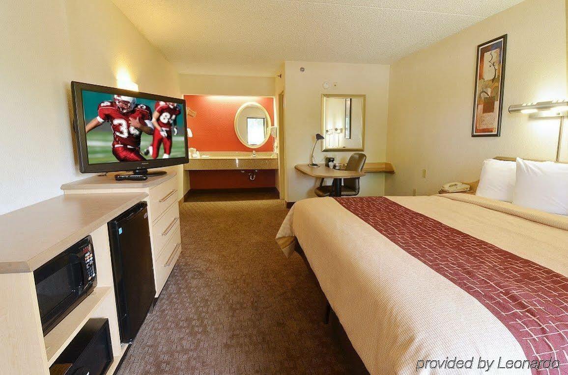 Red Roof Inn Indianapolis North - College Park Extérieur photo